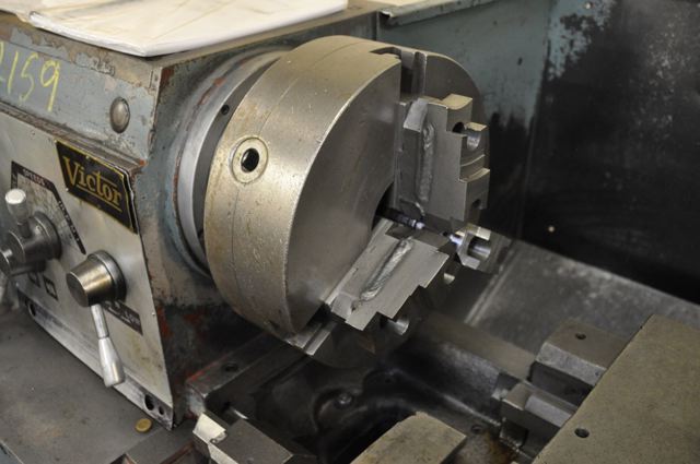 20" x 100" VICTOR ... LATHE 3-1/4" SPINDLE HOLE